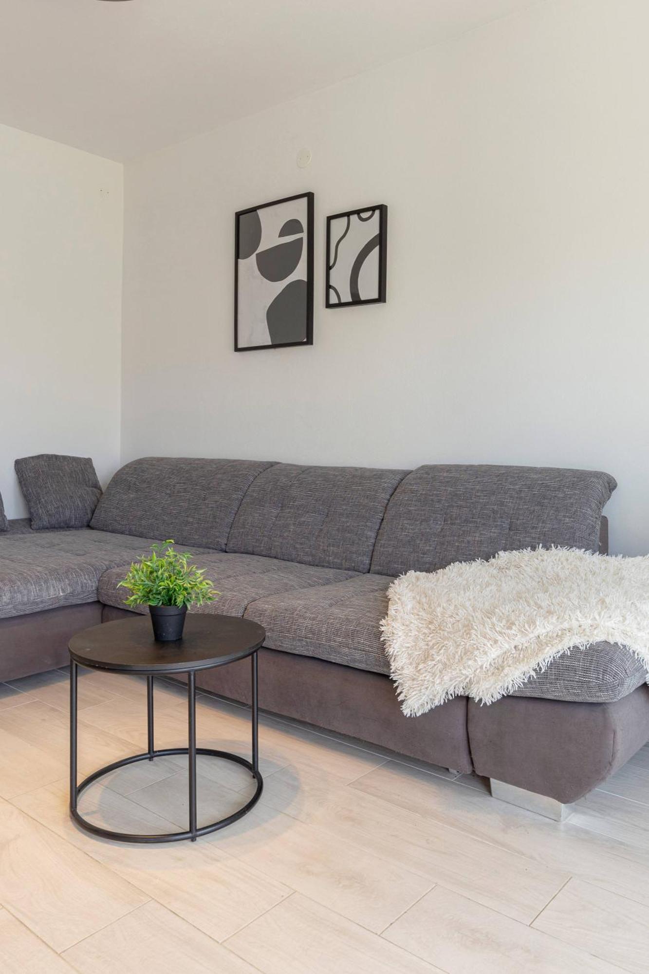 Bright Apartment Koper Bagian luar foto
